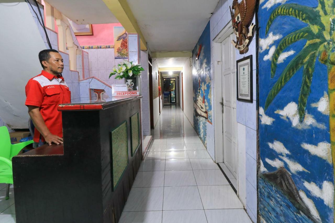 Dharmawati Homestay Syariah At Terminal Purabaya Waru Kültér fotó